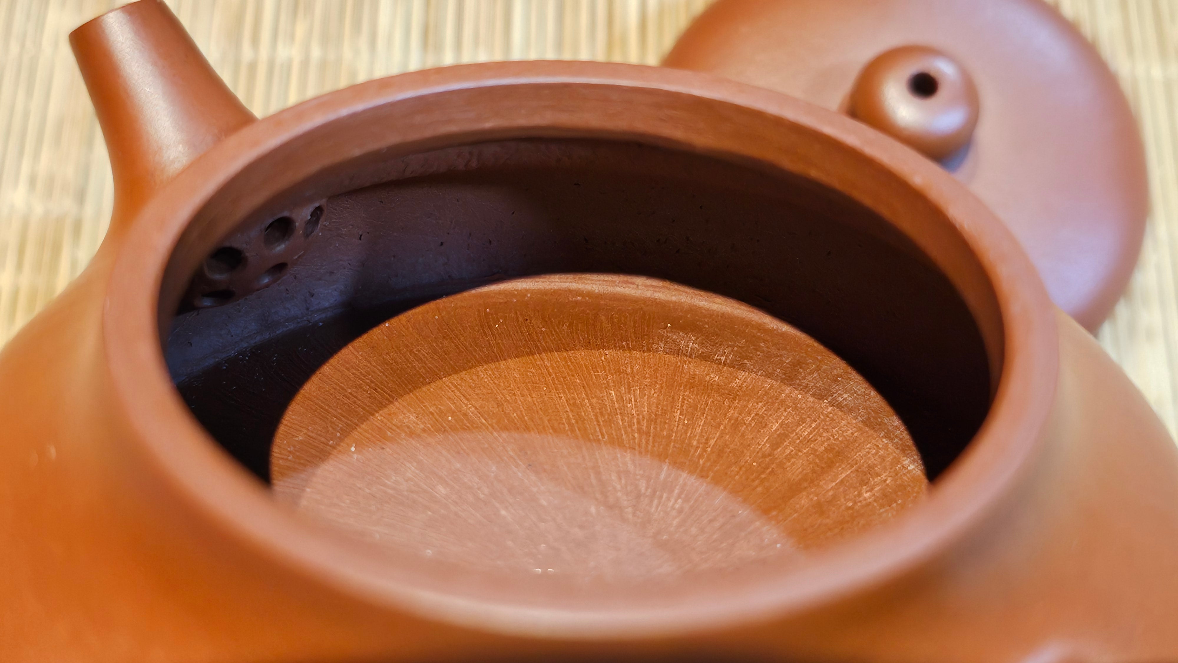 Jing Le 静乐 ~ "Quiet happiness", 79.8ml, Xiao Mei Yao Zhu Ni 小煤窑朱泥, by our Collaborative Craftsman Wang Xing 王兴 ~ Congratulations!to Mr J.T.! 1415hrs 1st Dec 2025, Fargo! ND!