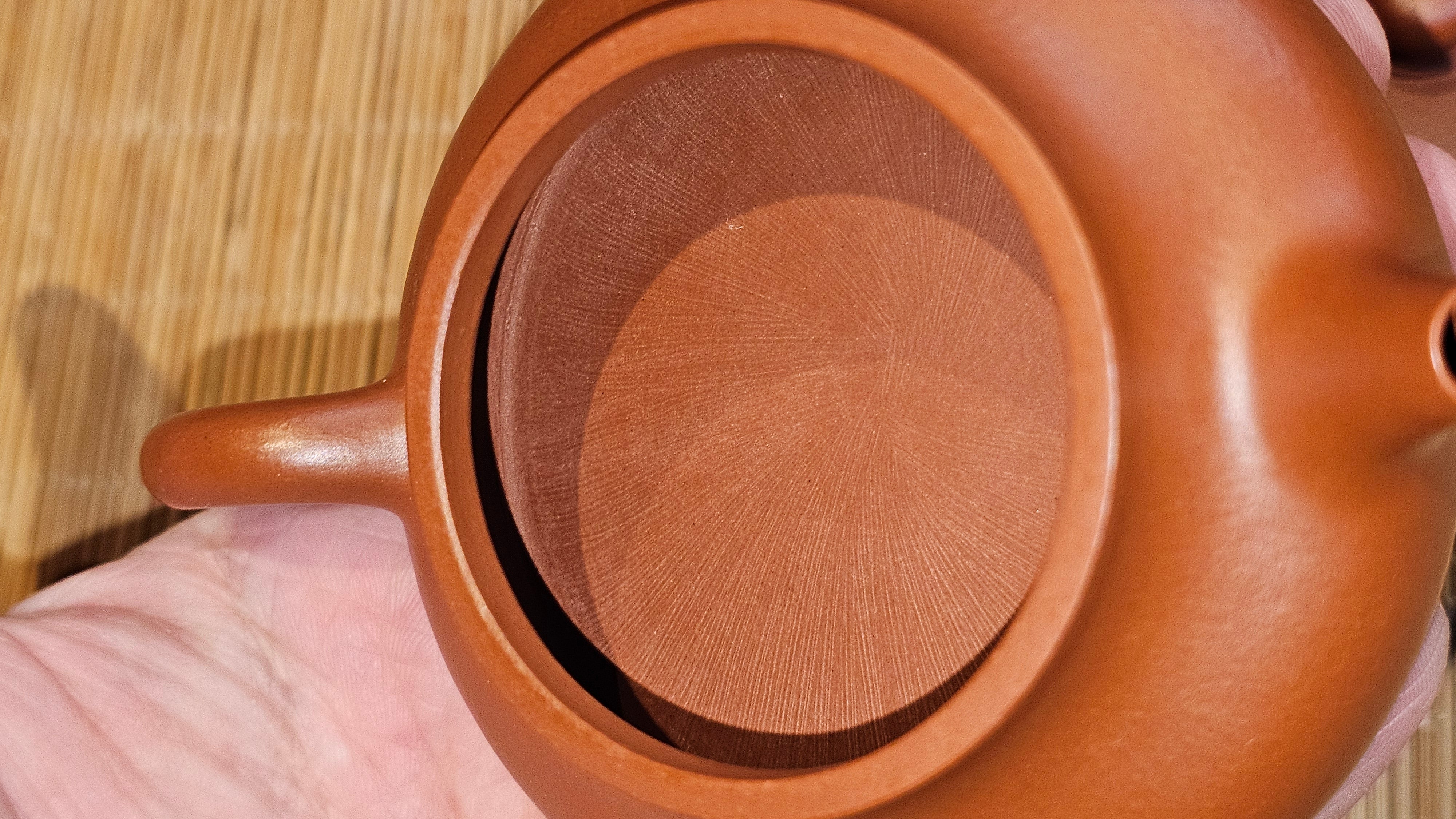 Jing Le 静乐 ~ "Quiet happiness", 79.8ml, Xiao Mei Yao Zhu Ni 小煤窑朱泥, by our Collaborative Craftsman Wang Xing 王兴 ~ Congratulations!to Mr J.T.! 1415hrs 1st Dec 2025, Fargo! ND!