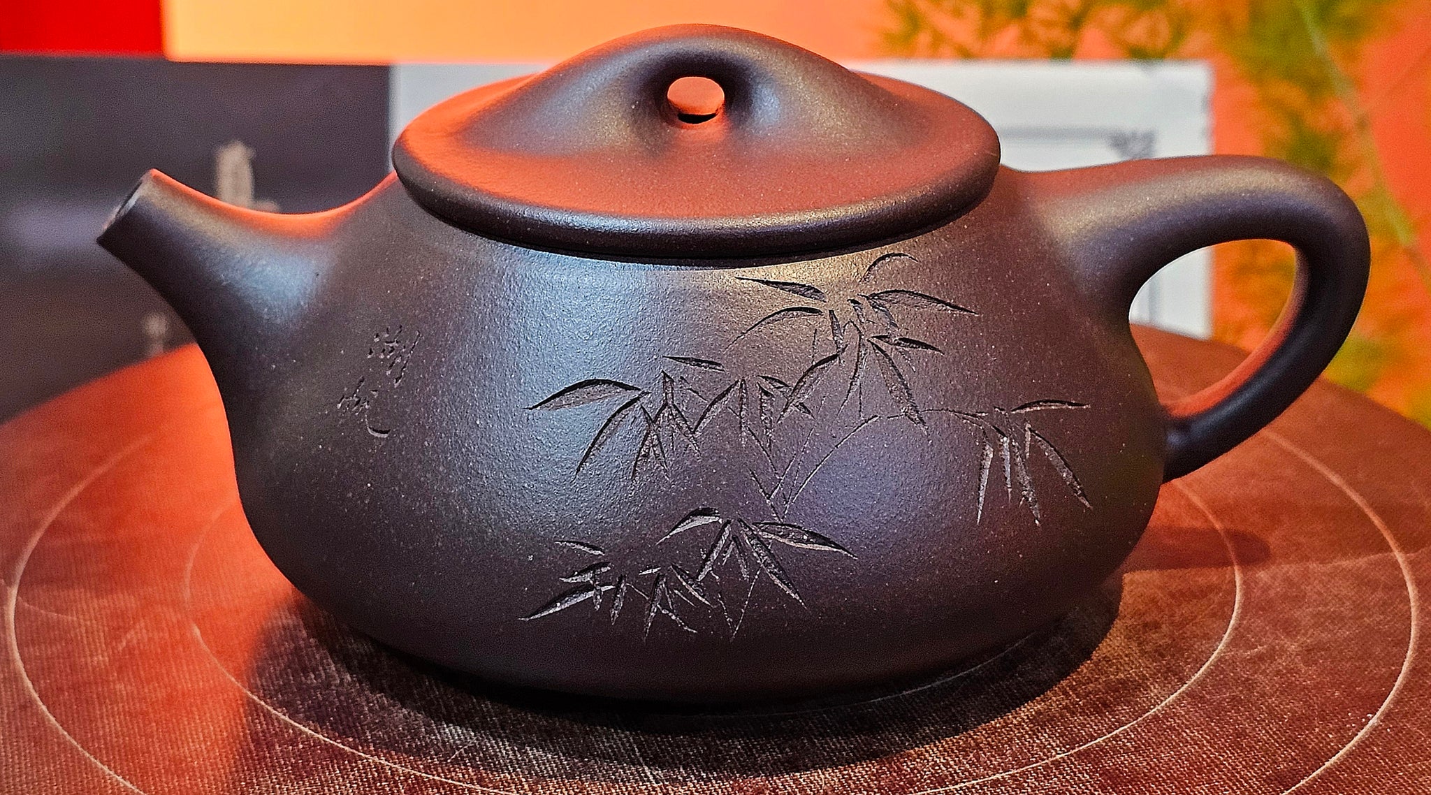 中国美術 鐡画軒 紫泥 刻題詞 筆筒 文房四宝(K-YC564) 中国美術 鐡画軒 紫泥 刻題詞 筆筒 文房四宝(K-YC564) 中国美術 鐡画軒
