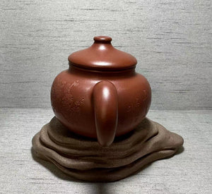Hu Lu 葫芦, 300ml, Hong Pi Long 红皮龙, by Assoc Master Artist Chen Xi Fang 助理工艺美术师～陈锡芳。