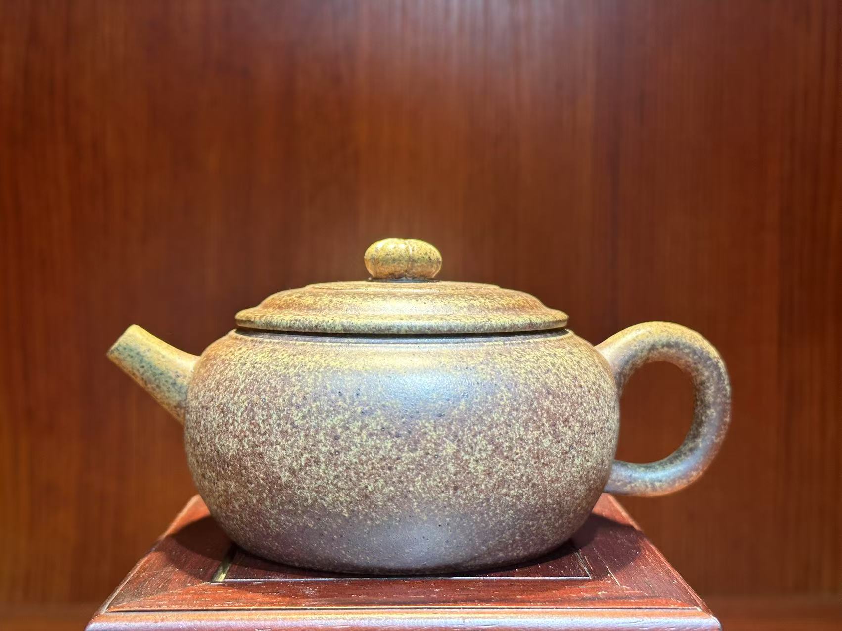 《菊钮巨轮珠》Ju Niu Ju Lun Zhu, 207.7ml, Using Our Cao Family's Rare and Cherished Bai Ma Zi 白麻子 Endorsed by Premier Master Cao An Xiang, Crafted by L2 Senior Master Cao Lan Fang 曹兰芳 ~ Congratulations!to Mr A.A., 1011hrs 14th Nov 2025, Port Franks! Canada🇨🇦!