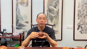 "Qian He" 谦和 - Authenticated True 4th Quarry DiCaoQing 国家鉴定°黄龙源°四号井底槽青 L2A Senior Consummate Master Artist Lu Xue Feng 路学峰高级技艺师 - SOLD to an esteemed collector from The U.K.